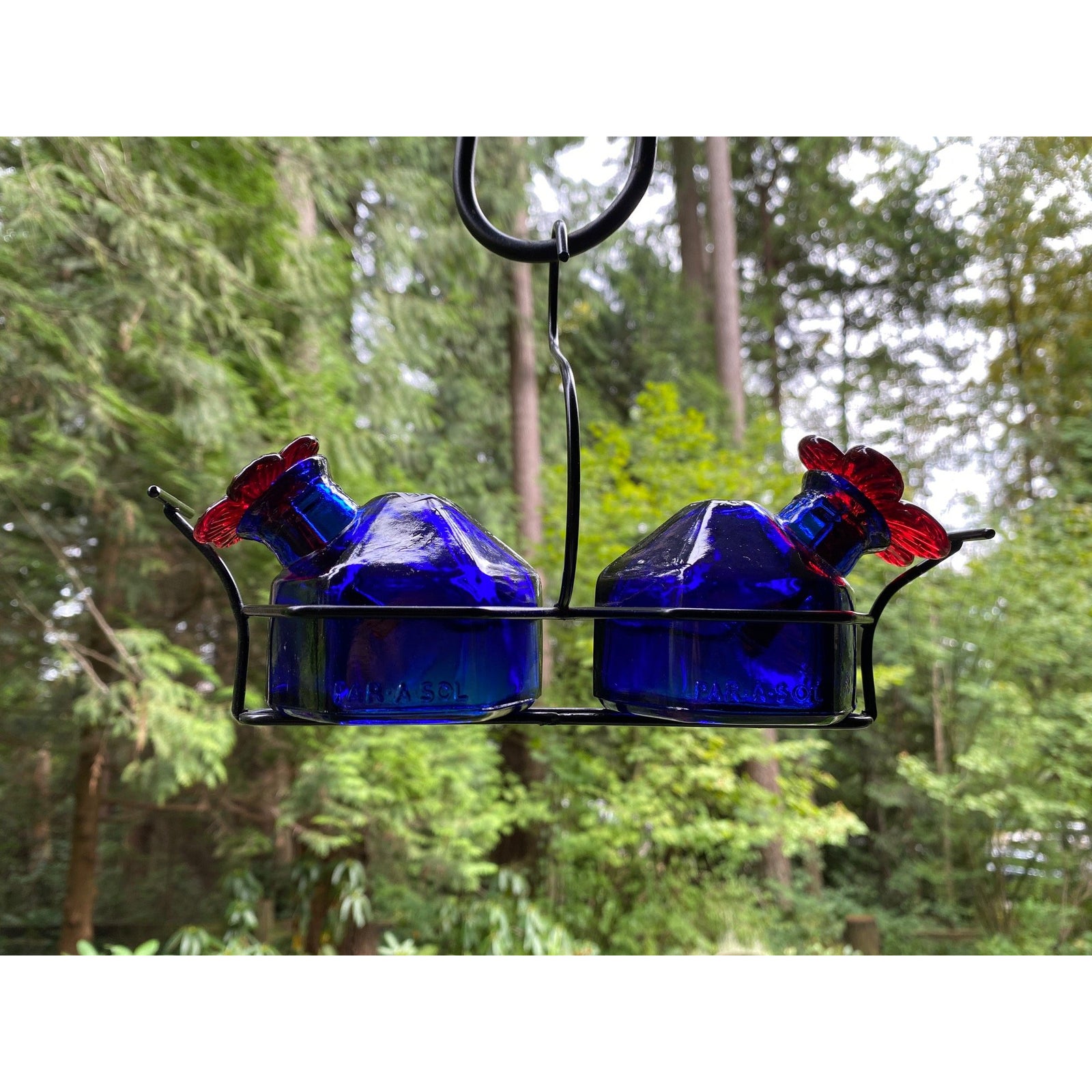 Parasol Bouquet Classic 2 Hummingbird Feeder